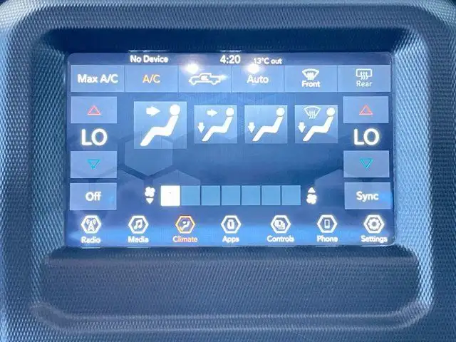 2021 Jeep Gladiator Rubicon | 4x4 | Remote start | Leather in Cars & Trucks in Prince George - Image 39