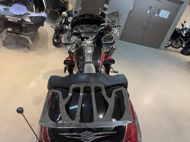 2010 Kawasaki Vulcan 1700 Voyager ABS MINT SHAPELOW COST TOURING in Sport Touring in Guelph - Image 10