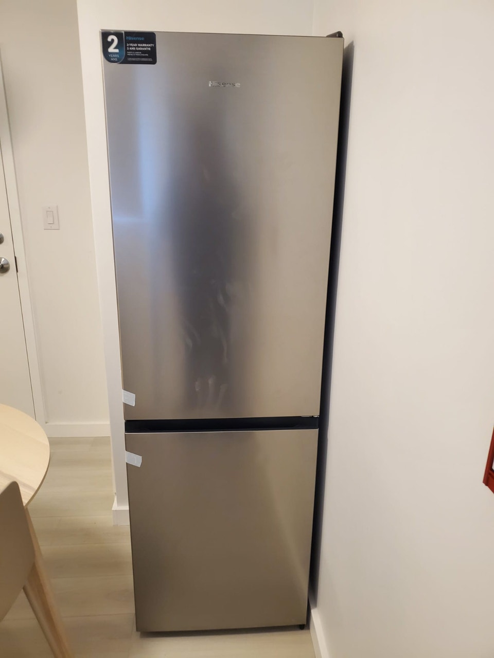 Bachelor Unit-1600PM- No credit checks, Posh Location Toronto 3