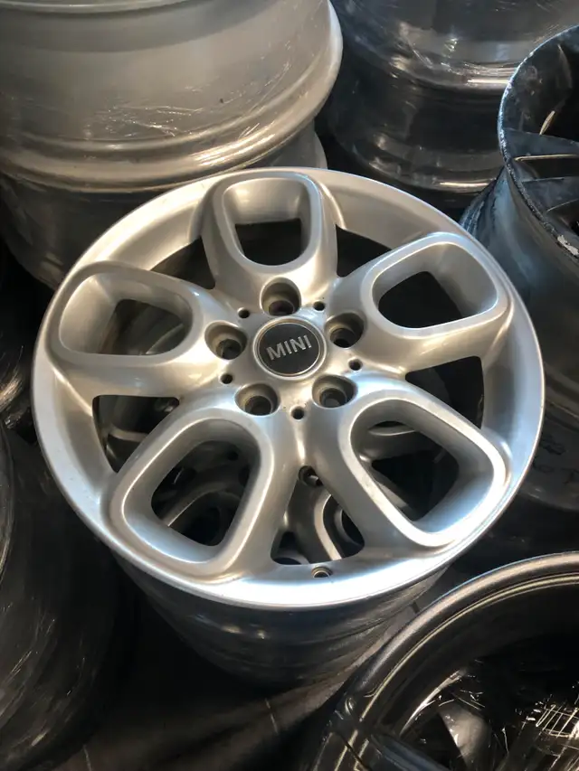 4 mags mini 5x112 16 pouces a vendre in Tires & Rims in Laval / North Shore - Image 2