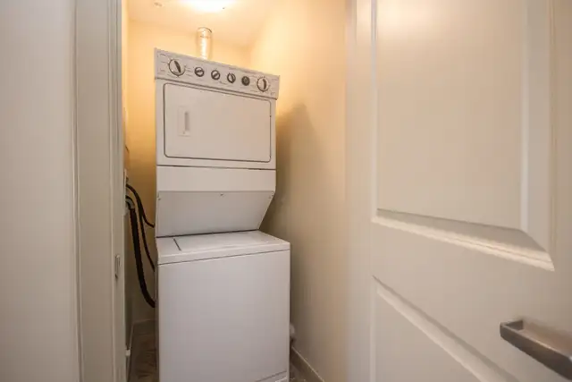 One Bed In Beautiful Sylvan Lake - $699 Security Deposit Promo in Long Term Rentals in Red Deer - Image 4