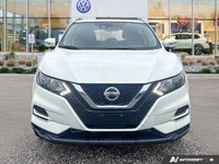 This Nissan Qashqai boasts a Regular Unleaded I-4 2.0 L/122 engine powering this Variable transmissi... (image 7)