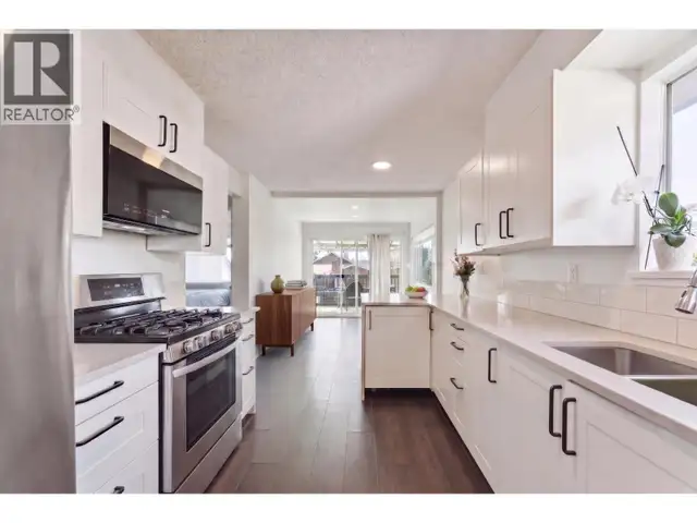 1949 MAHON AVENUE North Vancouver, British Columbia in Houses for Sale in North Shore - Image 7