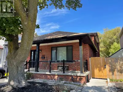 LOWER - 990 COSBURN AVENUE Toronto (Woodbine-Lumsden), Ontario