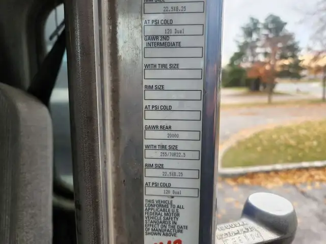 2015 Kenworth T800 Hiab Knuckleboom, 455HP, Eaton Fuller 10 Spee in Heavy Equipment in City of Montréal - Image 28