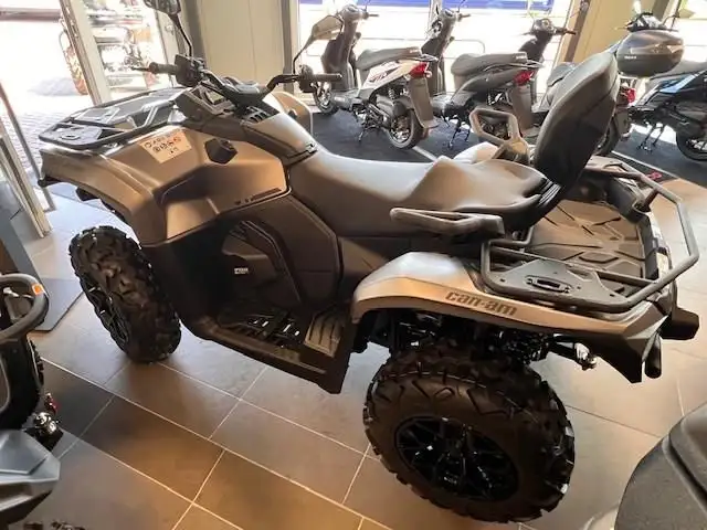 2026 CAN AM OUTLANDER MAX 700 (FINANCING AVAILABLE) in ATVs in Cambridge - Image 8