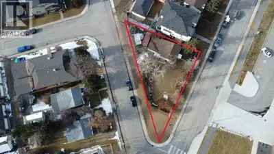 This massive 7825 ft2 R-CG corner lot is a fantastic development opportunity in Montgomery! It offer...