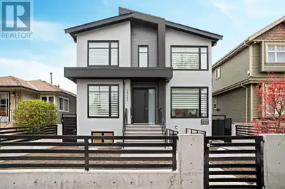 3 2732 E 56TH AVENUE Vancouver, British Columbia