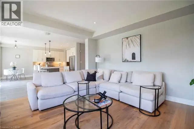 19 SECINARO Avenue Ancaster, Ontario in Long Term Rentals in Hamilton - Image 20