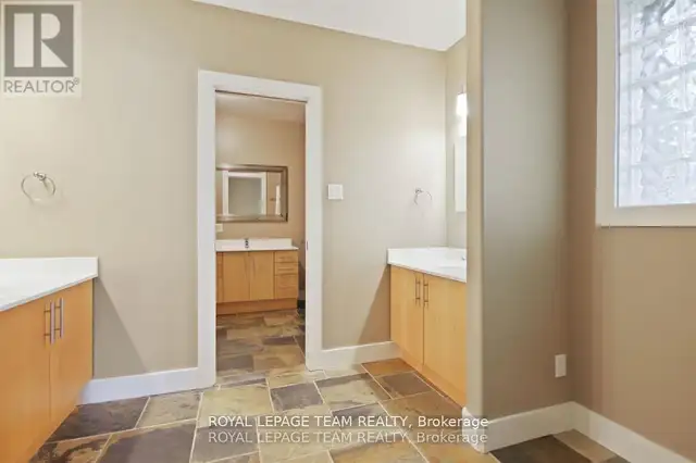 3886 ARMITAGE AVENUE Ottawa, Ontario in Houses for Sale in Ottawa - Image 36