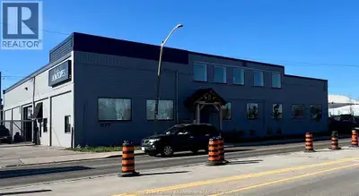 NOW AVAILABLE FOR LEASE UNIT ""D"" 4,400 SQ FT! WAREHOUSE SPACE. STRATEGICALLY LOCATED, HIGH TRAFFIC...