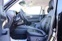 Capital Ford Lincoln Winnipeg Ltd (MB's #1 Rated Ford Store) Helping find the perfect vehicle FOR YO... (image 6)
