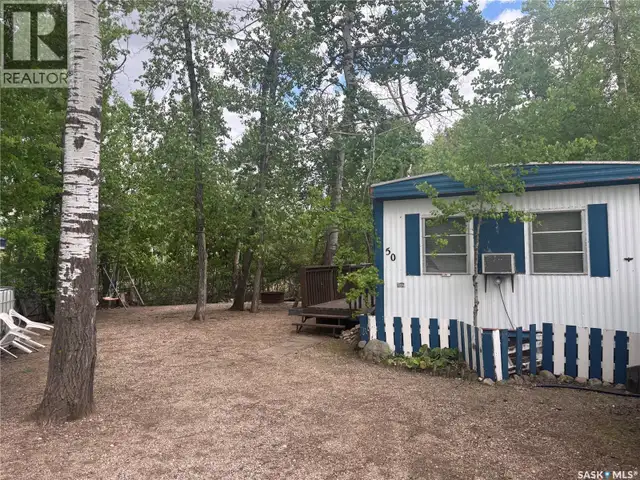 8 Hunter BAY Fishing Lake, Saskatchewan in Houses for Sale in Saskatoon - Image 3