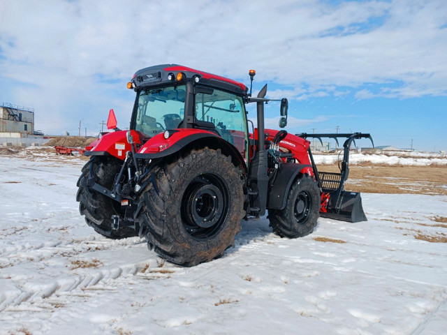 McCormick X7.618 Tractor in Farming Equipment in St. Albert - Image 3