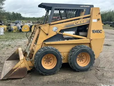 1998 CASE 1845C OPEN ROPS, BUCKET4759 HOURS FOR THE BEST PRICES ALWAYS AT CAN-AMERICAN ENTERPRISES I...