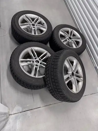 235/55/17 5x112 for Volkswagen Taos, Tiguan, AudiA3 and Q3 Have a set of rims and tires that was off...