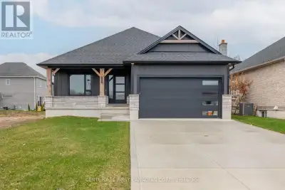 NEW GOVERNMENT REBATES - MOVE IN READY - Appliances Included - The James Model by Colden Homes is a...