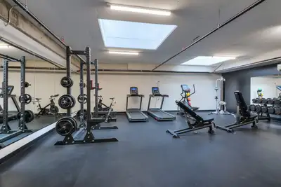 4.5 2sdb condo appartement a louer Ville Saint Laurent-Leora, View more