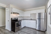Amenities: Quiet Building • Air Conditioning • Great Location Suite & Building: Spacious bachelor, o... (image 4)