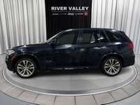 ALLOY WHEELS, POWER PASSENGER SEAT, HEATED FRONT SEATS, HEATED STEERING WHEEL, POWER MOONROOF, LEATH... (image 5)