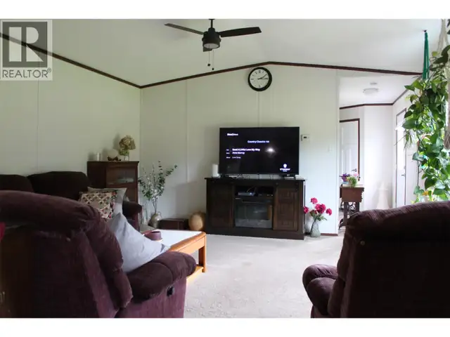 3015 6 Highway Nakusp, British Columbia in Houses for Sale in Nelson - Image 8