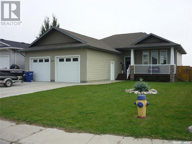 69 Laskin CRESCENT Humboldt, Saskatchewan in Houses for Sale in Saskatoon - Image 2