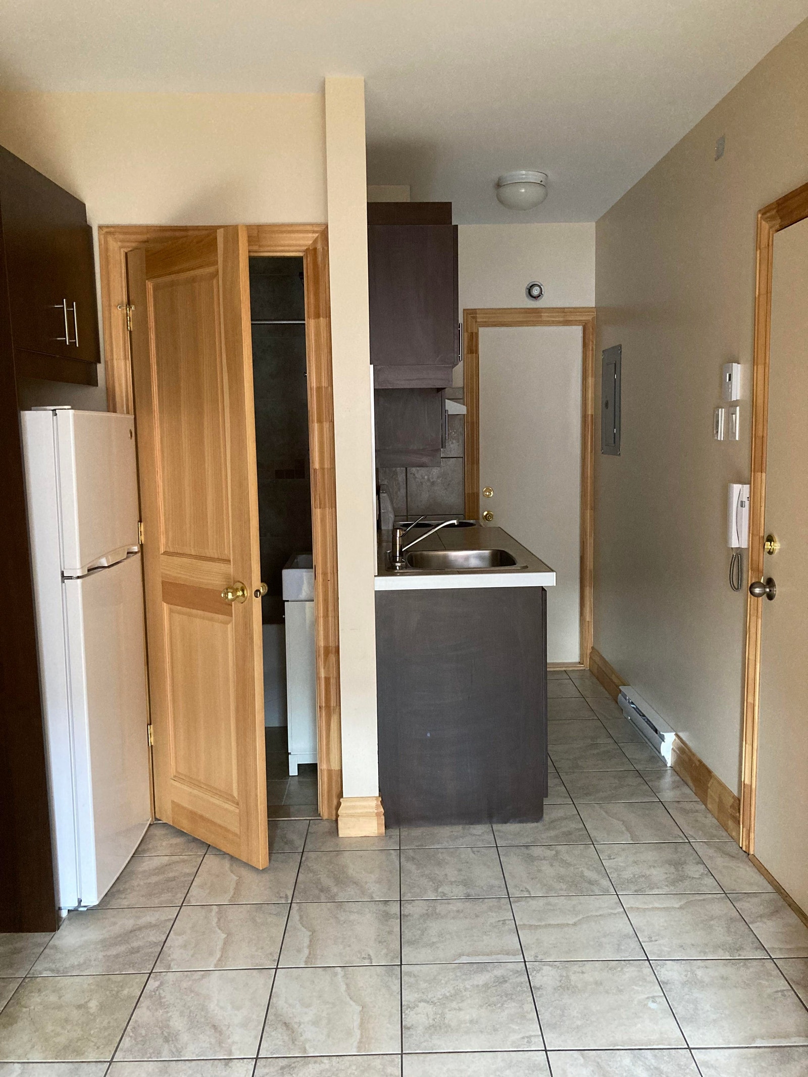 7280 Durocher — photo 1