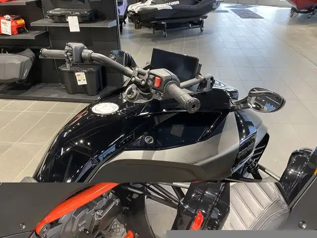 2024 Can-Am Spyder F3 S in Sport Bikes in Norfolk County - Image 15