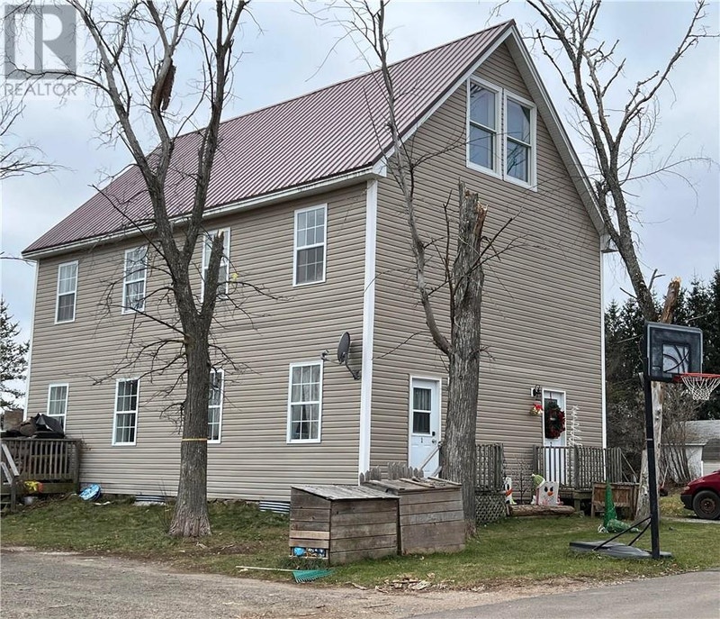 7 First ST Petitcodiac, New Brunswick Houses for Sale Moncton Kijiji