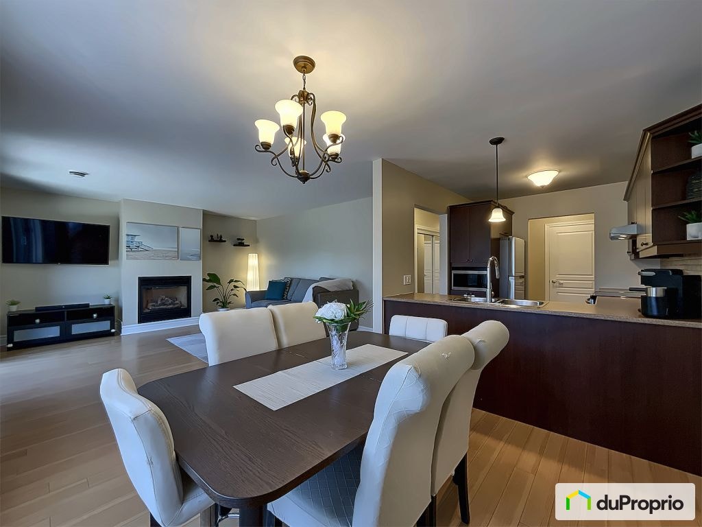 $388,000 - Condominium for sale in Longueuil (St-Hubert) — photo 3