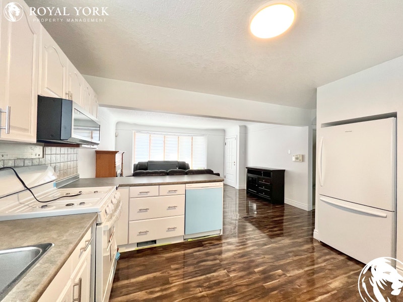 2 BED 1 BATH MAIN FLOOR FOR RENT256 MARGARET AVENUE, KITCHENER Long