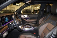 This Mercedes-Benz GLE53 has a dependable Intercooled Turbo Gas/Electric I-6 3.0 L/183 engine poweri... (image 8)
