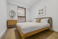 Situé au coeur de Montréal, Le Art offre cinq types de suites loft: des suites à une chambre, deux c... (image 5)