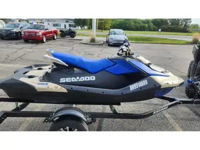2025 Sea-Doo PWC SPARK TRIXX 90 AUD TN 3UP IBR 25 2025 SEADOO SPARK TRIXX 3UP WITH AUDIO. 52HRS, EXC...