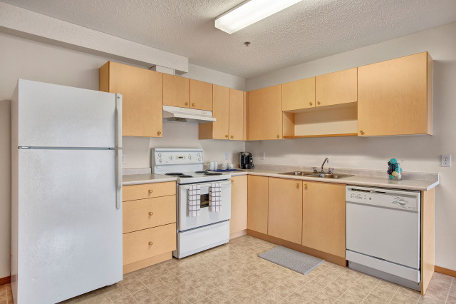 2 Bed x 1 Bath Apartment for Rent on Quail Ridge Road | $1600 in Long Term Rentals in Winnipeg