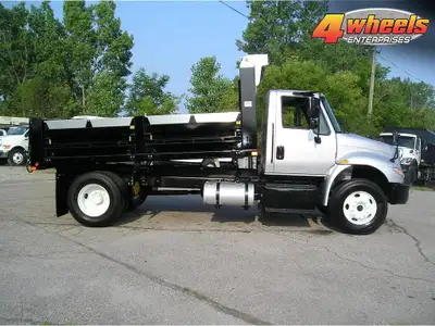 2016 International 4300 Dump, Cummins ISB Diesel, Allison Auto, AC, PW, PDL, Hydraulic Brakes, Can G...