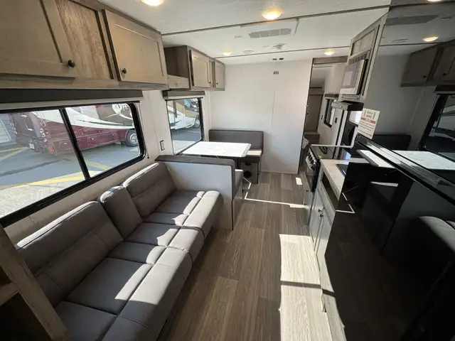 2026 ,Sun Lite,Sunset Park RV 25DB LTD in Travel Trailers & Campers in Kamloops - Image 6