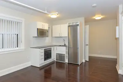 renovated bachelor, Wellesley and Church - ID 67, View more