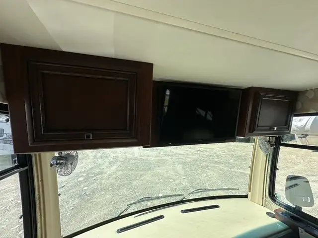 2017 Newmar Baystar 3403 in RVs & Motorhomes in Nelson - Image 15