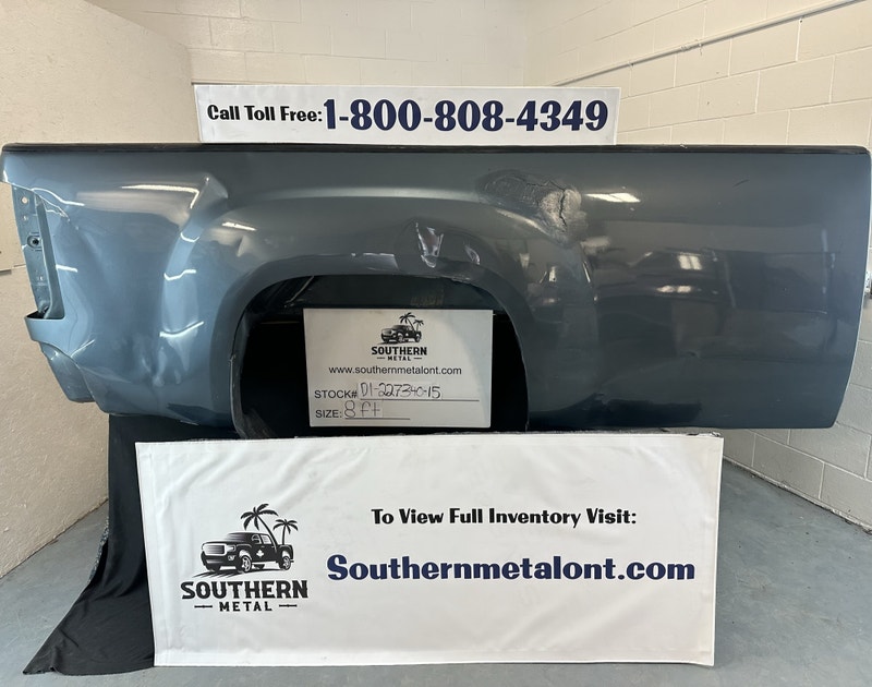 Southern Box/ Bed GMC Sierra Rust Free! Auto Body Parts Calgary