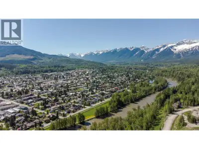 Ready-to-build Alpine Trails lot with big valley and mountain views. This RSS-zoned parcel (approx....