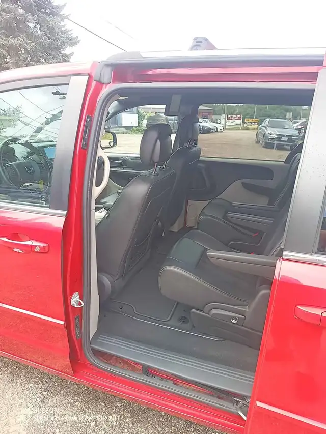 2016 Dodge Grand Caravan SE545693768363560969
