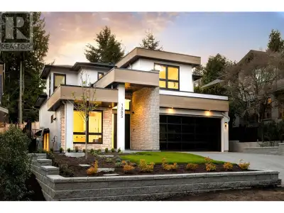 MOST IMPRESSIVE LUXURY NEW BUILD in the heart of Ambleside, designed by Raymond Bonter & built by Mu...