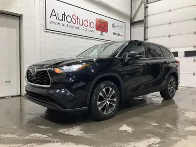 // JAMAIS ACCIDENTÉ! //Ce Toyota Highlander 2020 version LE AWD MAGS CAMERA RECUL CRUISE A/C BLUETOO...
