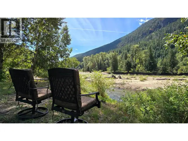 6 Highway Lot# B Crescent Valley, British Columbia in Land for Sale in Nelson - Image 15