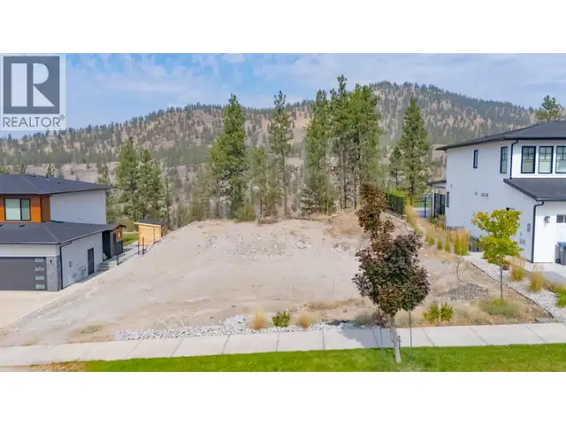 1029 ANTLER Drive Penticton, British Columbia in Land for Sale in Penticton - Image 4