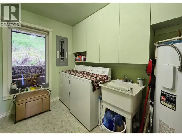 2842 PIONEER CRESCENT 150 Mile House, British Columbia in Houses for Sale in Williams Lake - Image 30