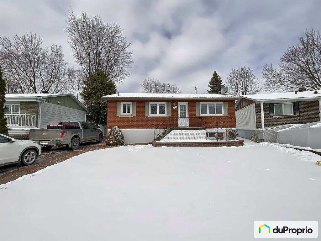 $565,000 - Bungalow for sale in Vimont — photo 1