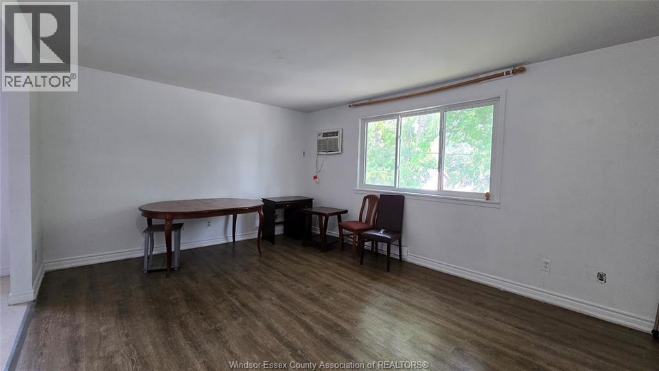 3254 MILLEN STREET Unit# 5 Windsor, Ontario 2