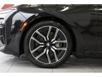 2024 BMW i7 xDrive60 Electric Motor AWD Single-Speed Automatic EXTERIOR - BLACK SAPPHIRE METALLIC IN... (image 6)